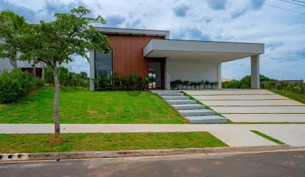 CASA EM CONDOMÍNIO À VENDA NO CONDOMINIO SAINT CHARBEL - ARAÇOIABA DA SERRA