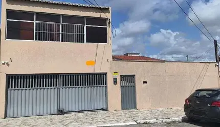 Casa à Venda - Candelária - Natal/RN