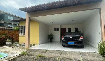 Casa à Venda - Lagoa Nova - Natal/RN