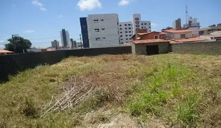 Terreno à Venda - Candelária - Natal/RN
