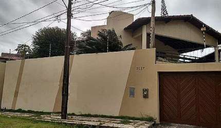 Casa à Venda - Candelária - Natal/RN