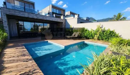 Sobrado Residencial / Maresias