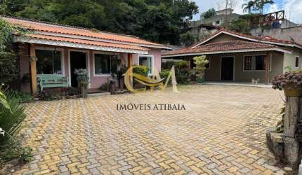 Ótima casa térrea em Atibaia