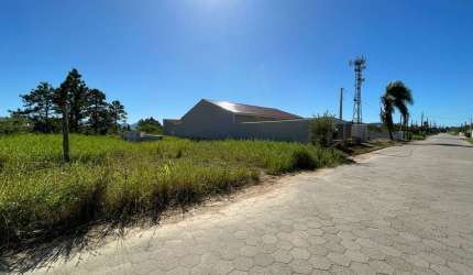 Terreno com 392m² a 600 Metros do Mar na Praia do Sonho!