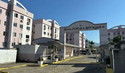 Apartamento de 02 Quartos no Aririú em Palhoça/SC: SEMIMOBILIADO!