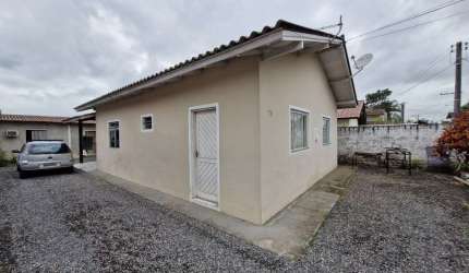 Casa com Edicula - Bairro Aririu em Palhoça/SC