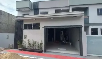 Sobrado Alto Padrão SemiMobiliado - Barra do Aririu em Palhoça/SC