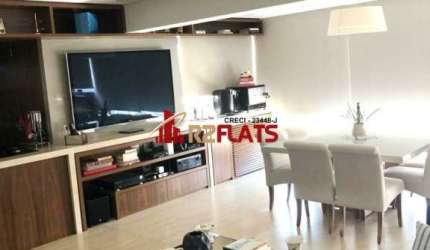 Flat com ótimo preço no bairro Campo Belo. Confira!
