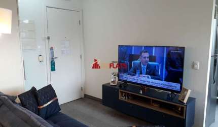 Flat com ótimo preço no bairro Campo Belo. Confira!
