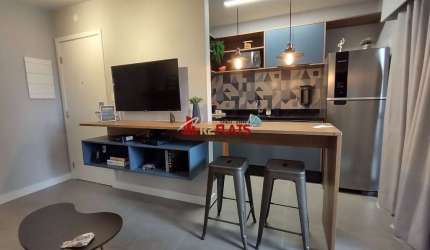 Flat com ótimo preço no bairro Campo Belo. Confira!