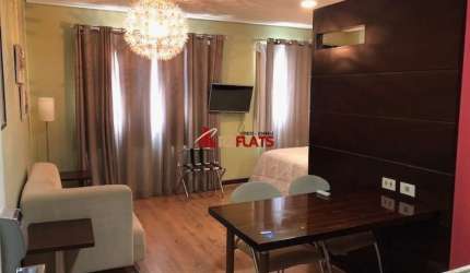 Flat com ótimo preço no bairro Chácara Santo Antônio. Confira!