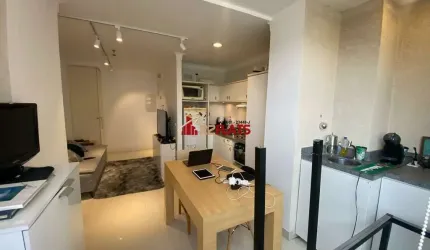 Flat com ótimo preço no bairro Campo Belo. Confira!