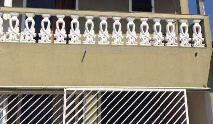Zona Norte Prox. Shopping Lindo Sobrado 2 dorm vendo aceito troca menor valor