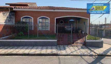 Vila Hortência de esquina, ótima localização , 3 dorm com 1 suit