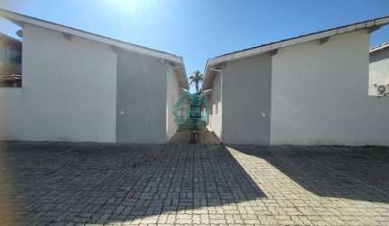 Casa em Condomínio para Venda em Caraguatatuba, Massaguaçu, 2 dormitórios, 1 banheiro, 1 vaga