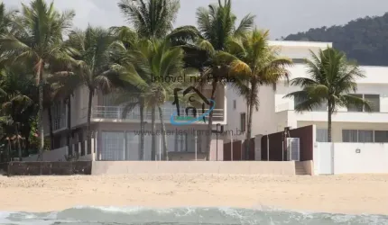 Sobrado para Venda em Ubatuba, Praia do Sapê, 4 dormitórios, 4 suítes, 1 banheiro, 2 vagas