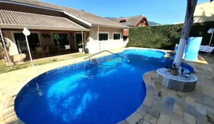 Casa para Venda em Atibaia, Vila Petrópolis, 3 dormitórios, 3 suítes, 5 banheiros, 4 vagas
