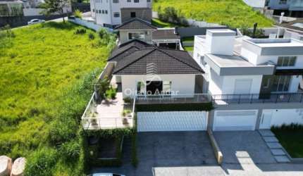 Casa 4 Quartos com 2 Suítes - Pedra Branca