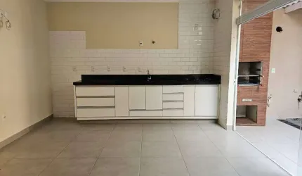 Casa no Jd Morumbi com edícula assobradada