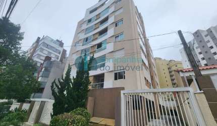 Cobertura duplex no Juvevê, 3 quartos (2 suítes)