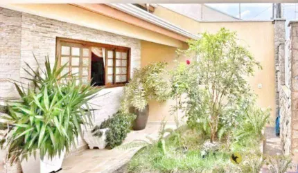 Casa com 3 dormitórios à venda, 250 m² por R$ 850.000,00 - Jardim Planalto - Salto/SP
