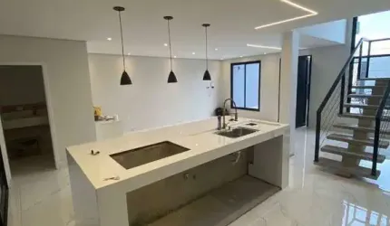 Casa com 3 dormitórios à venda, 150 m² por R$ 640.000,00 - Loteamento Terras de São Pedro e São Paulo - Salto/SP