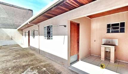Casa térrea com 3 cômodos para alugar, por R$ 1.140/mês - Vila Progresso - Itu/SP