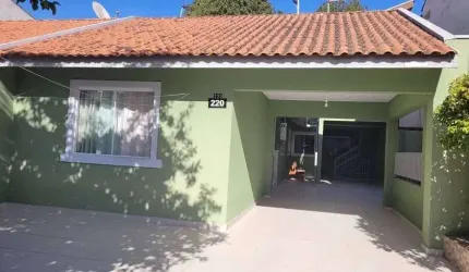 Casa para venda tem 140 metros quadrados com 3 quartos em Águas Belas - São José dos Pinhais - PR
