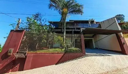 Sobrado - a venda - Iririu