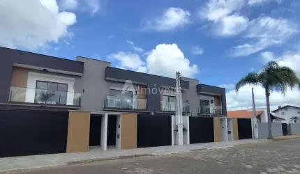 Geminado com 3 Suítes no Bairro Floresta em Joinville/SC.