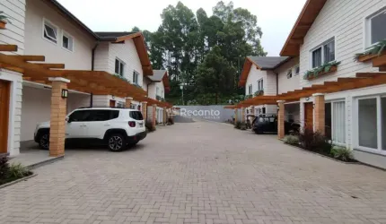 CASA  A VENDA 2 SUITES + LAVABO EM GRAMADO, Loteamento Belvedere, Gramado - RS