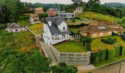 CASA COM 3 DORMITÓRIOS À VENDA, 300 M²- VALE DAS COLINAS - GRAMADO/RS, Vale das Colinas, Gramado - RS