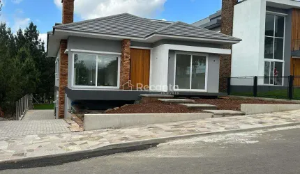 CASA DE 03 DORMITÓRIOS EM LOTEAMENTO DE GRAMADO, Morada da Serra, Gramado - RS