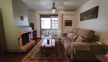 APARTAMENTO COM 02 DORMITÓRIOS NO CENTRO, Centro , Gramado - RS