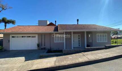 CASA DE 3 DORMITÓRIOS A VENDA EM CANELA , Centro, Canela - RS