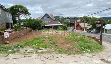 TERRENO A VENDA NO BAIRRO PIRATINI EM GRAMADO , Piratini, Gramado - RS