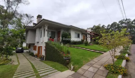 CASA COM 7 DORMITÓRIOS À VENDA EM GRAMADO, Planalto, Gramado - RS