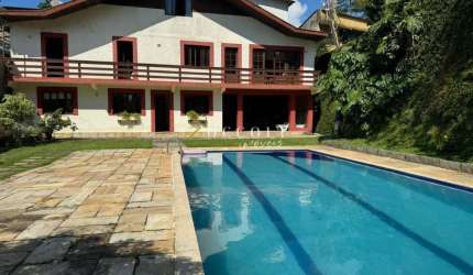 Oportunidade - Casa mobiliada para locação e venda no Comary