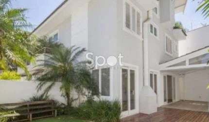 VAGA- DISPONÍVEL! Casa em Condominio próximo ao Clube Paineiras- Albert Einstein- Palácio do Gove