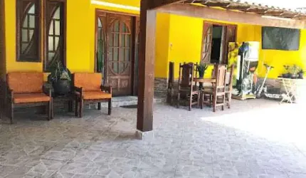 Casa com 2 dormitórios 1 suite ,churrasqueira  à venda, 137 m² por R$ 290.000 - Jardim Peró - Cabo Frio/RJ