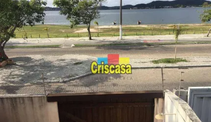 Cris casa imobiliária oferece para venda essa excelente casa duplex em condomínio fechado  com vista lagoa . Composta de um quarto , sala , cozinha ,