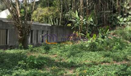 Terreno comercial