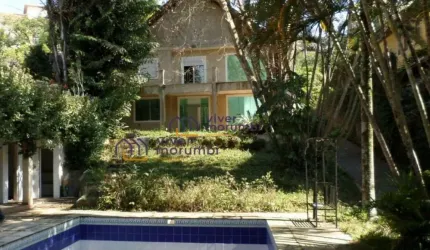 Casa de rua, 17x70 de terreno, com reforma e piscina só o terreno vale isso.