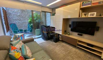 Linda casa condomínio Morumbi