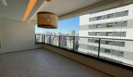 Apartamento no Brookin. 3 dormitórios. 3 suites. 2 vagas. 131m²