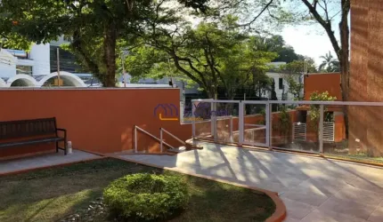 casa no jardim Guedala. 4 dormitórios. 2 suites, piscina. churrasqueira,