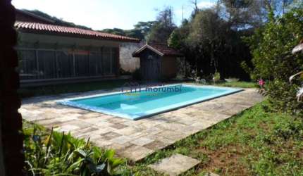 Casa com 4 Quartos e 4 banheiros à Venda, 700 m² por R$ 4.900.000