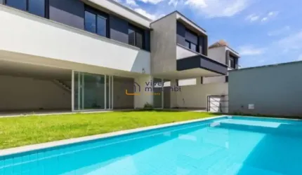 CASA EM CONDOMÍNIO FECHADO//NO MELHOR DA REGIÃO// 4 SUÍTES/4 VAGAS/VARANDA GOURMET/PISCINA PRIVATIVA
