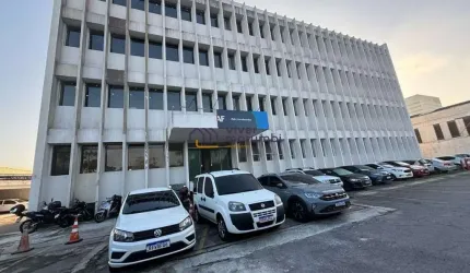 Prédio Comercial em Jurubatuba
