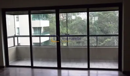 Conforto e privacidade em um lindo apartamento no Morumbi